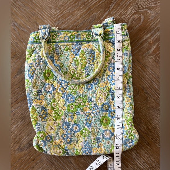 Vera Bradley Tote Bag Retired English Meadow Pattern - Picture 9 of 10